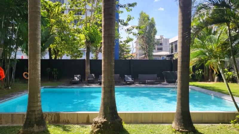 フィリピン留学 Cebu21 - CELLA Premium Campus-Swimming Pool-1